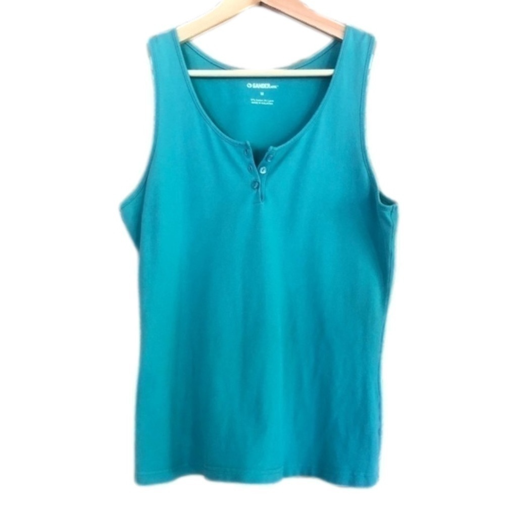 Gander Mountain Henley button front tank size medium